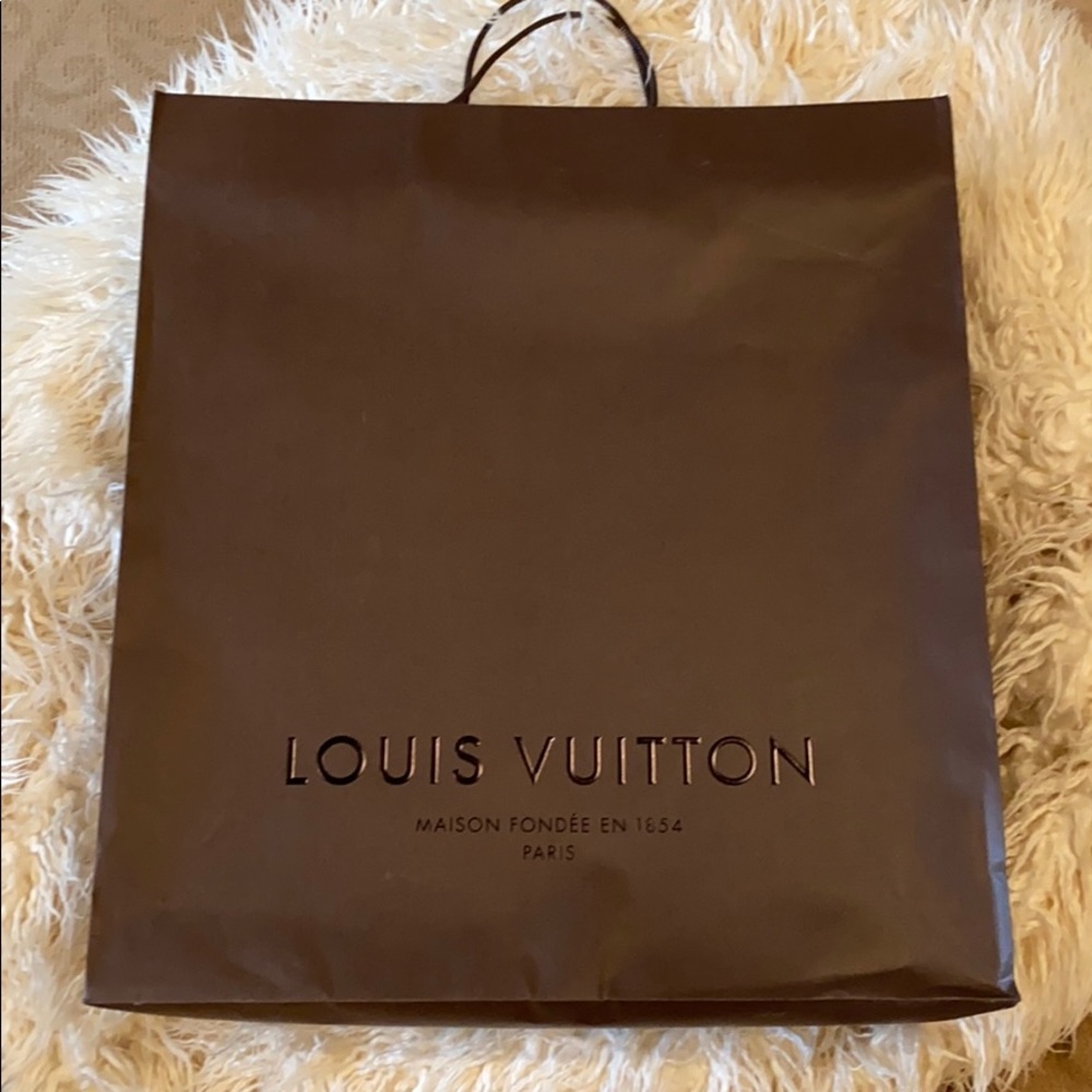 Louis Vuitton shopping bag authentic